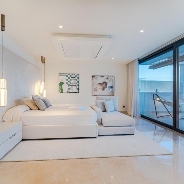 Villa Riviera, Luxury, pool, jacuzzi, cinema & gym - Villa - 32