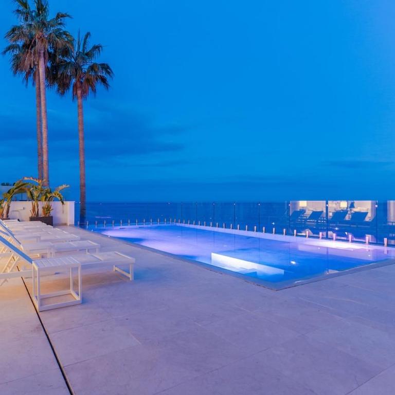 Villa Riviera, Luxury, pool, jacuzzi, cinema & gym - Villa - 46