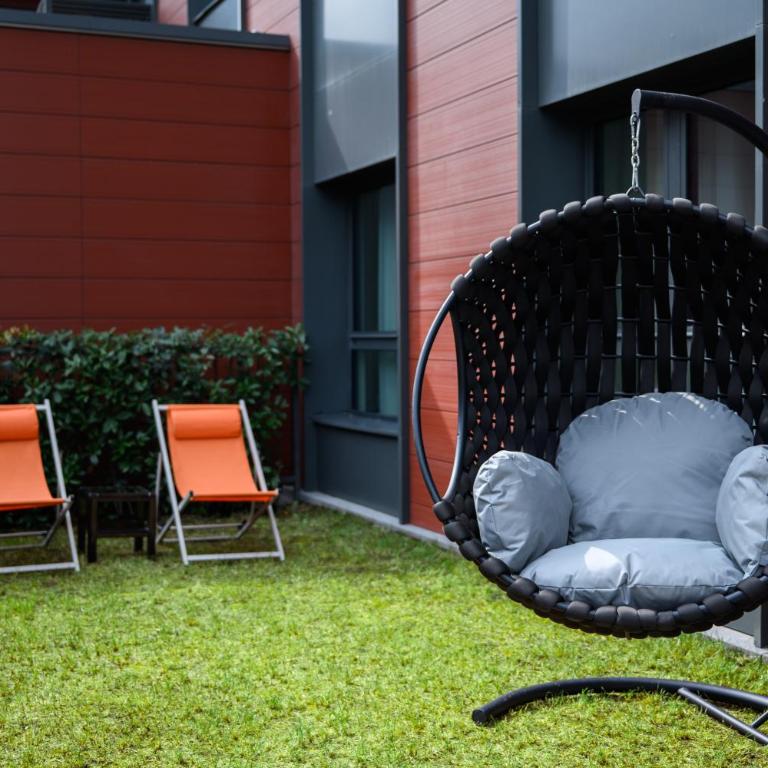 King's & Queen's Garden Residence - Private 30m2 Garden Kings - Apartment mit 2 Schlafzimmern und Gartenblick - 3