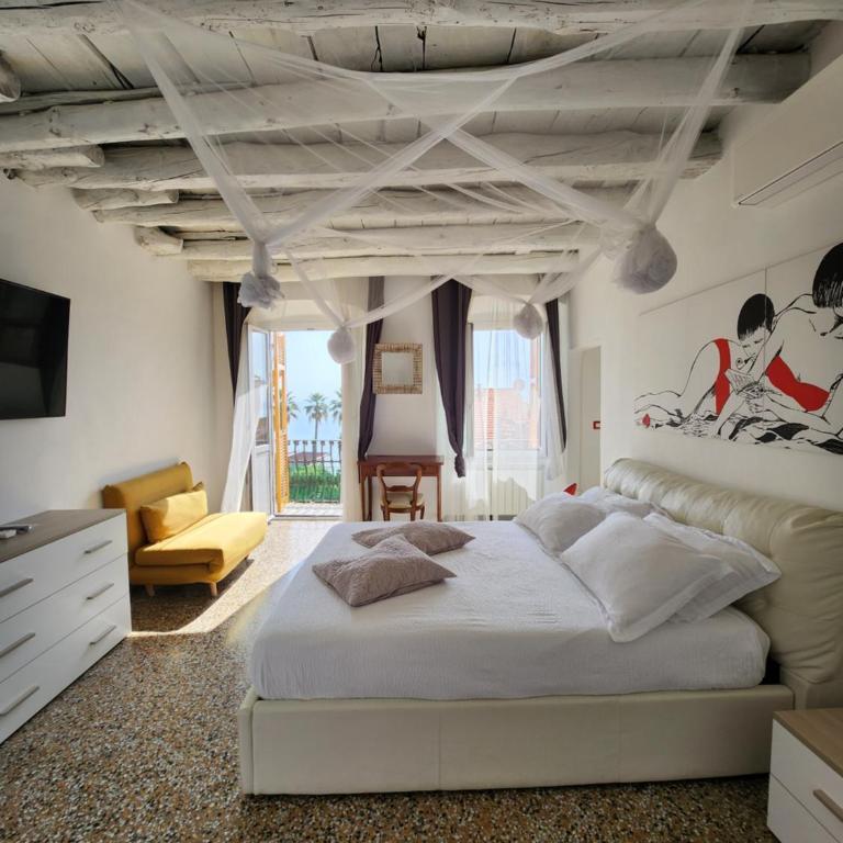 VarazzeSuite Golden Paradise - Appartamento con 2 Camere da Letto - 4