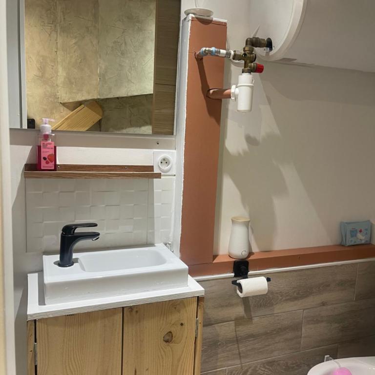 T1 neufs climatisés sur-équipés - Apartamento de 1 dormitorio - 5