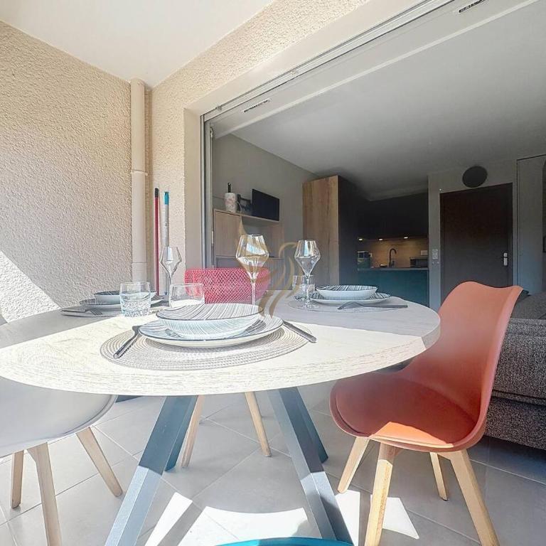 Studio Coco'B, 4p, A/C, Wi-Fi, beach 500m, parking - One-Bedroom Apartment - 6