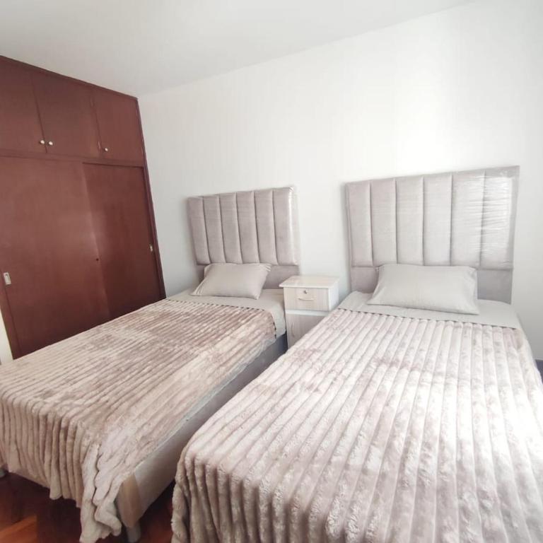 Hermoso departamento en zona estrategica - Apartamento de 2 dormitorios - 4