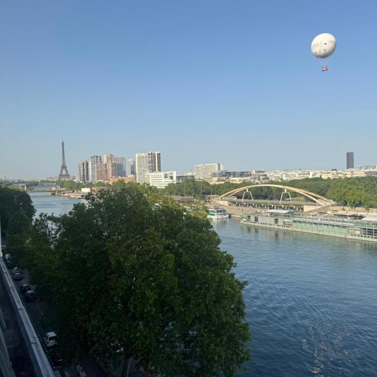 Vue Panoramique Seine et Tour Eiffel - 7e Étage - Apartamento de 1 dormitorio - 3
