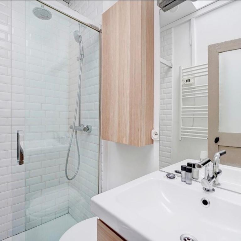 Vue Panoramique Seine et Tour Eiffel - 7e Étage - Apartamento de 1 dormitorio - 2
