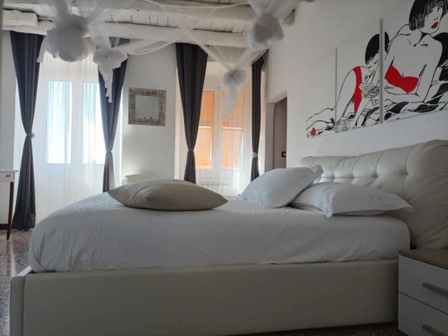 VarazzeSuite Golden Paradise - Appartamento con 2 Camere da Letto - 38