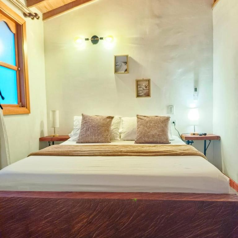 Cabañas lobo blanco - Laureles Medellín - Studio Apartment with One Double Bed - 2