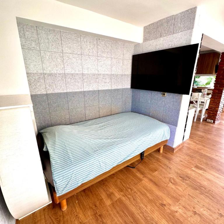 Luminous studio apartment in a villa with pool - Apartamento de 1 dormitorio - 13