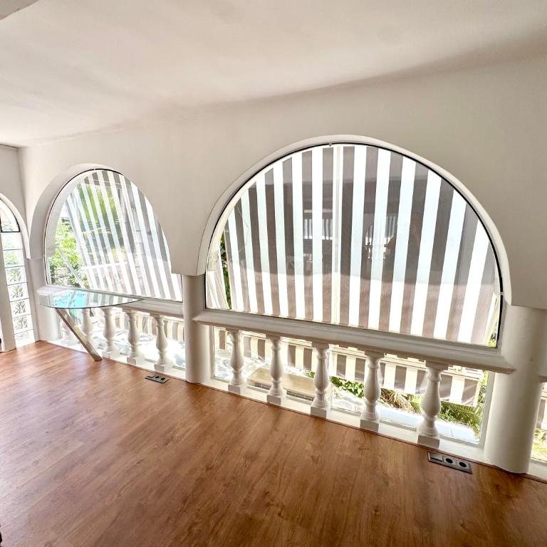 Luminous studio apartment in a villa with pool - Apartamento de 1 dormitorio - 21