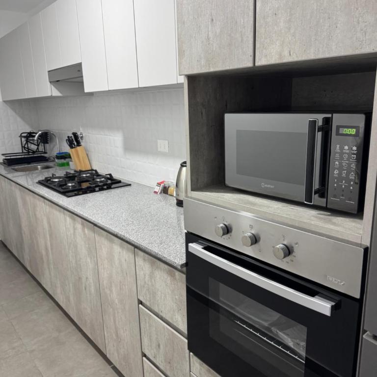 Costanera Amalfi - Three-Bedroom Apartment - 8