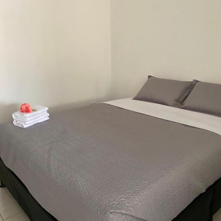 apartamento dúplex con balcón y central - Two-Bedroom Apartment - 5