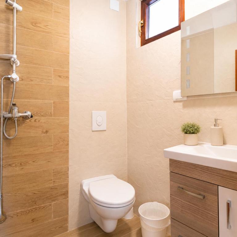Adria by Odea Stays - One-Bedroom Premium Apartment with Ocean View - 10