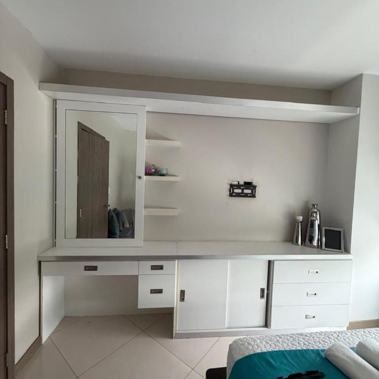 PARQUE EMPRESARIAL COLON SUITES DEPARTAMENTOs - Apartamento de 1 dormitorio con vistas - 9