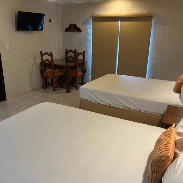 Hotel CBlanca - Chambre Lits Jumeaux - 6