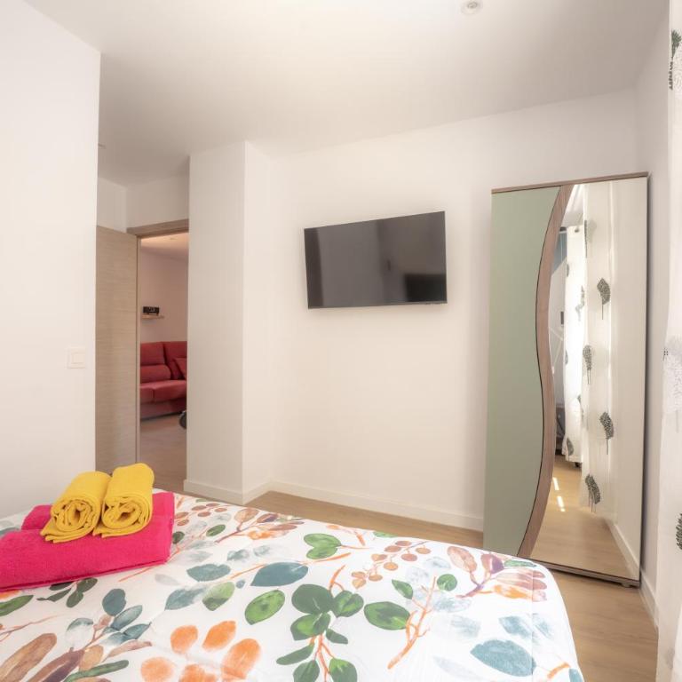 LUJO, 8 pax Patinetes, Netflix, Wifi y Parking - Apartamento - 23