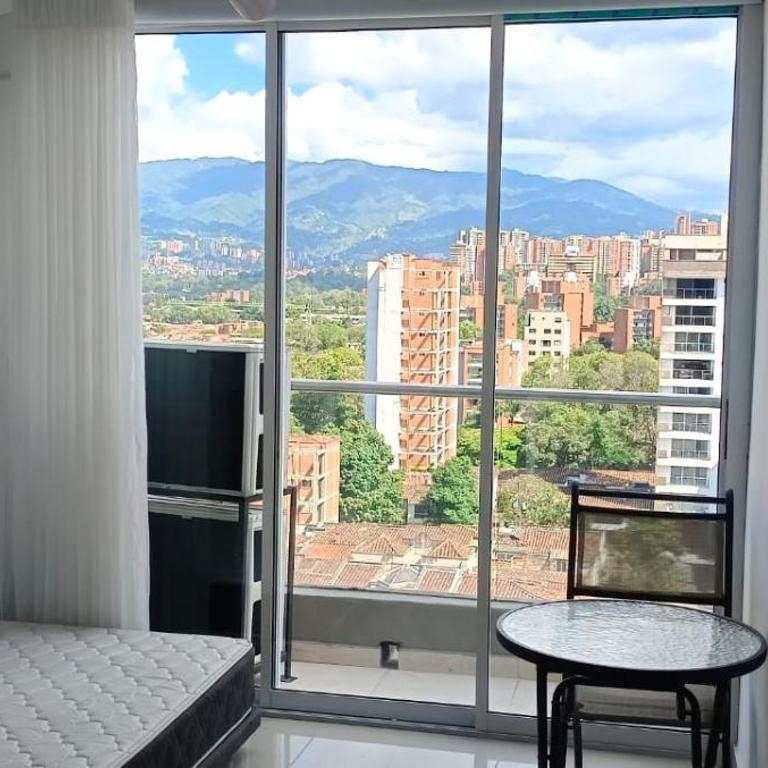 Suite VIP - One-Bedroom Apartment - 2