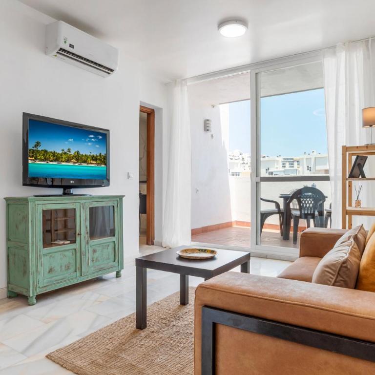 A pasos de la playa 2 dorm. en La Carihuela - Apartamento - 1
