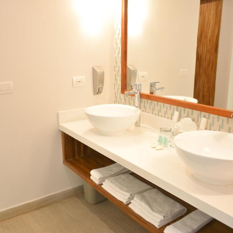 Sandos Caracol Nature Resort & Water Park All Inclusive - Eco Family Suite - 3