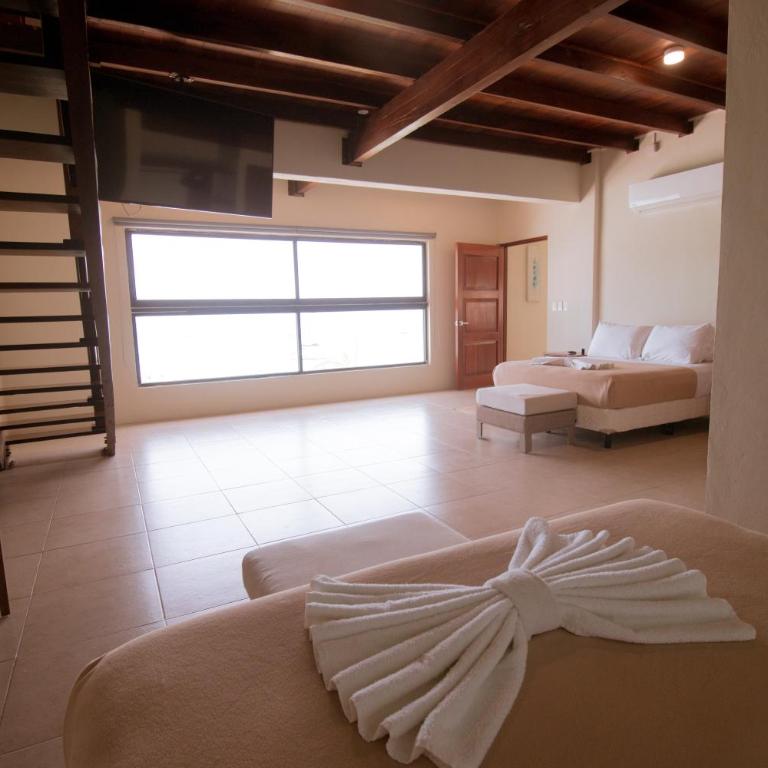 Cuxos Hotel Beachfront - Apartamento con vistas al mar - 3