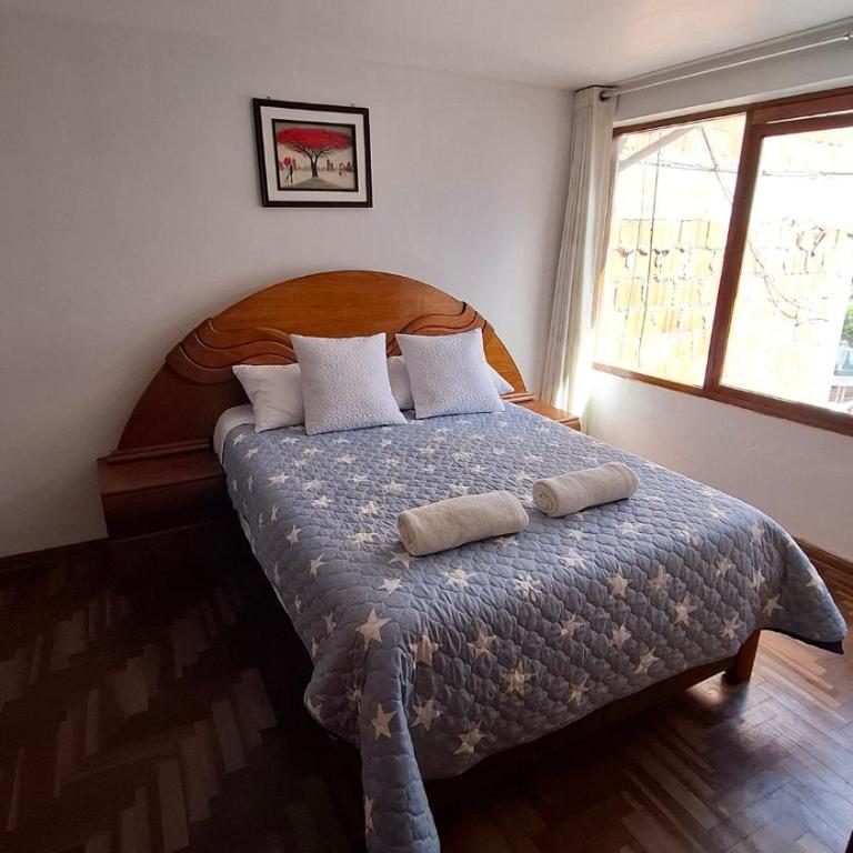 Casa Luminosa - Three-Bedroom Standard Apartment - 11