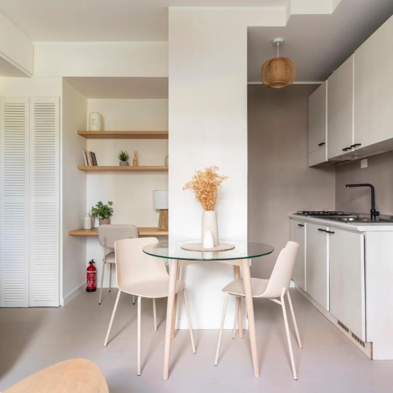 Apartment with garden - a peaceful oasis in the city - Two-Bedroom Apartment - 6
