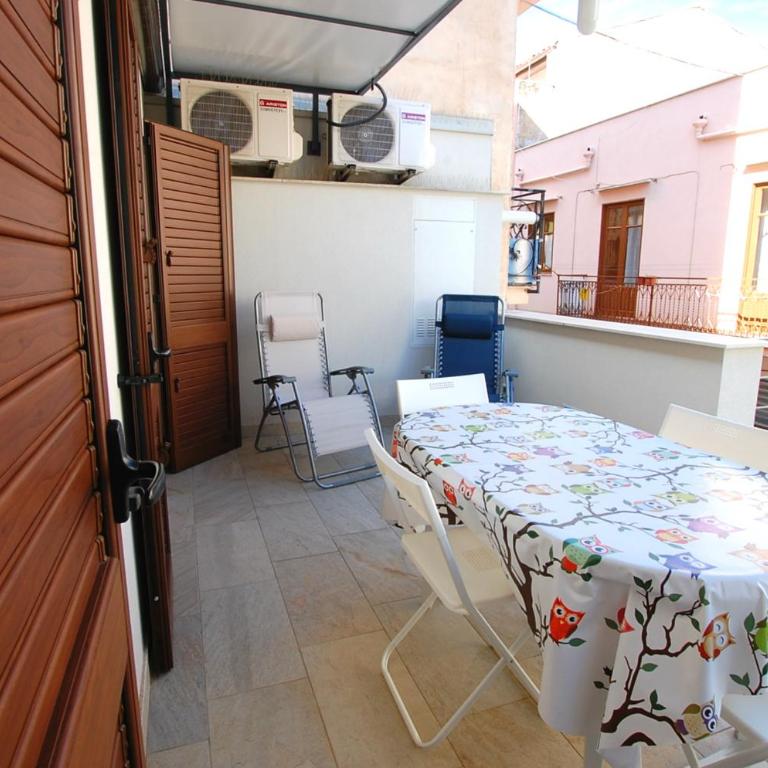 Casa Vacanza "Donna Franca" - Vacation Home - 24