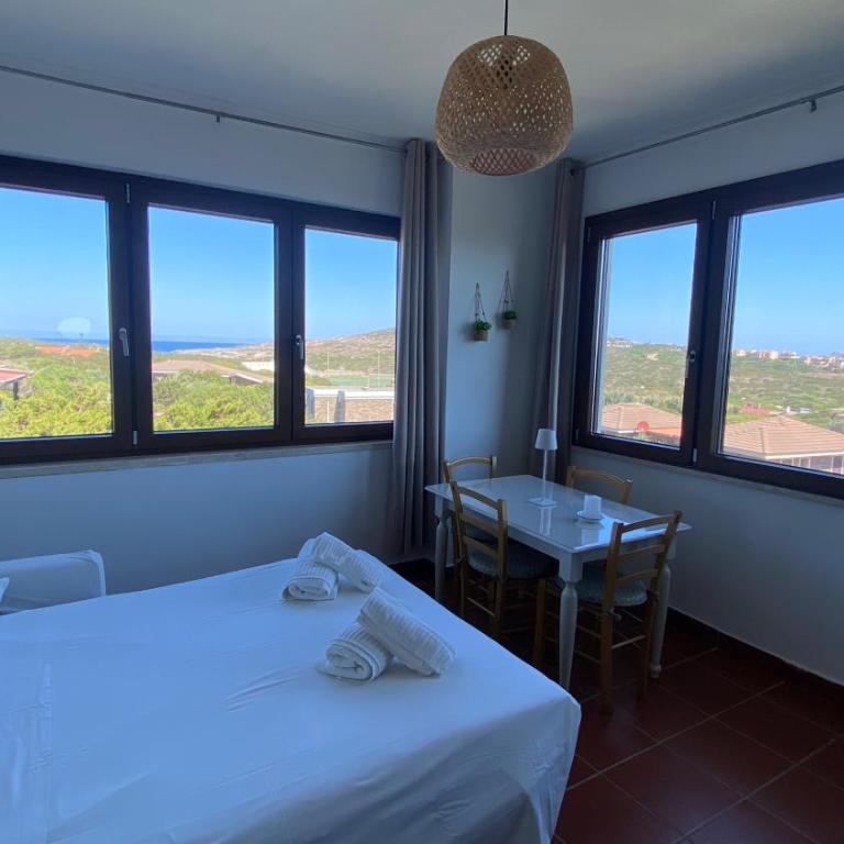Casa con giardino, Wi-Fi e aria condizionata vicino alla Pelosa - Two-Bedroom Apartment with Sea View - 10