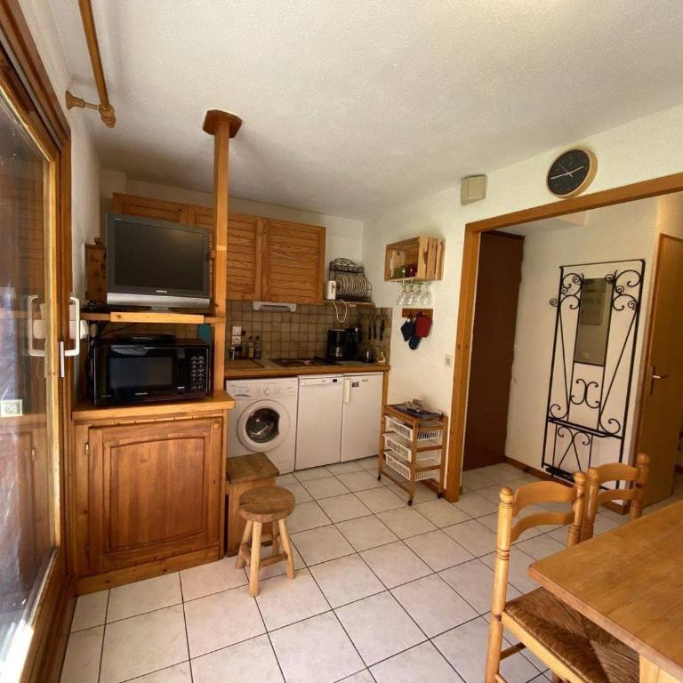 Appartement accueillant - 4 pers. - FR-1-886-27 - Appartement - 4