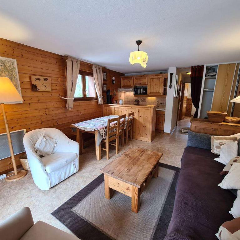 Appartement idéal proche commerces - 6 pers. - FR-1-886-43 - Appartement - 10