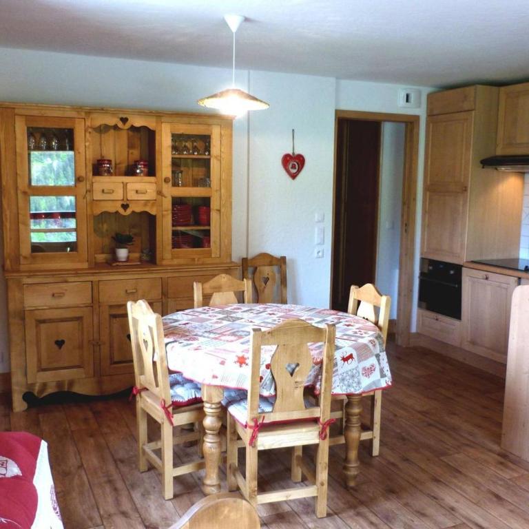 Appartement spacieux à Arêches - 6 pers. - FR-1-886-2 - Appartement - 1