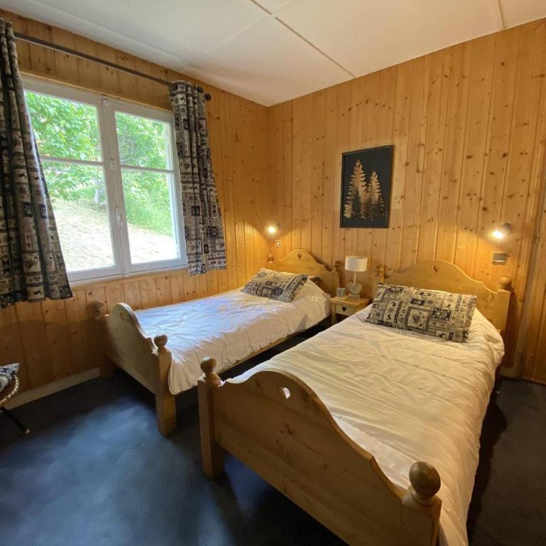 Chalet au cœur du village, animaux OK - 6 pers. - FR-1-886-67 - Chalet - 4