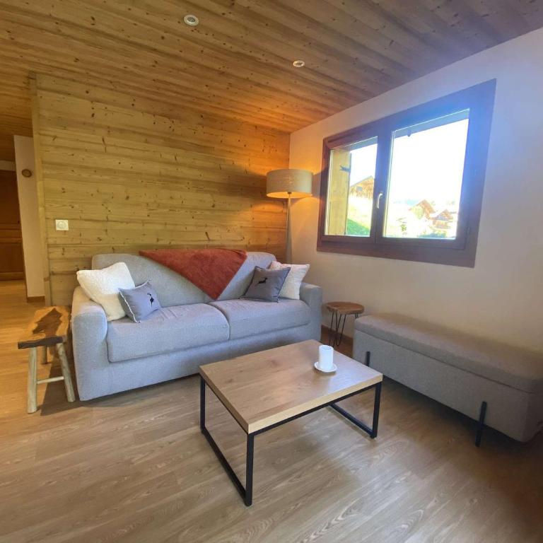 Appartement accueillant, vue village - 6 pers. - FR-1-886-33 - Appartement - 13