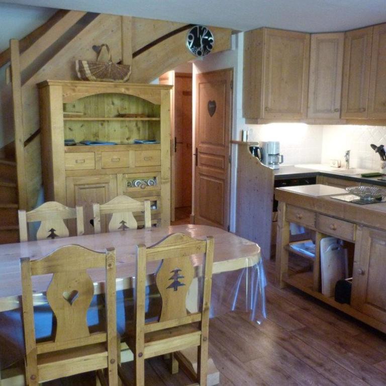 Superbe appartement, 8 pers. au cœur d'Arêches - FR-1-886-68 - Appartement - 1