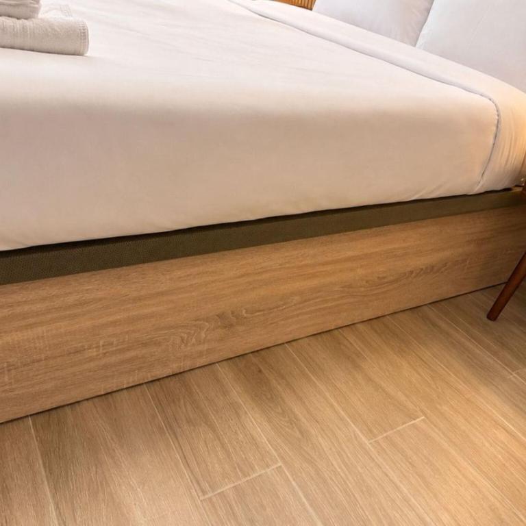 Chic Madrid Stay with Terrace - Apartamento de 1 dormitorio - 19