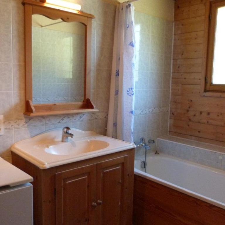 Chalet spacieux, animaux admis - 8 pers. - FR-1-886-70 - Chalet - 10