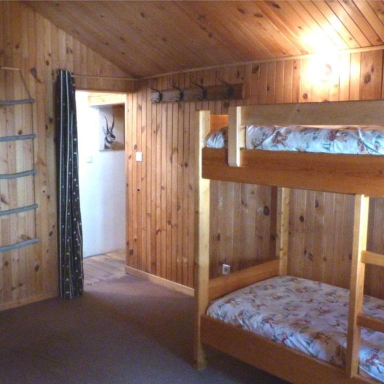 Chalet confortable, central à Arêches – 8 pers. - FR-1-886-93 - Chalet - 10