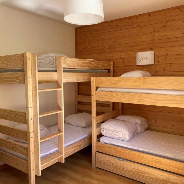 Grand appartement pour 11 pers. avec belle vue sur le village - FR-1-886-134 - Appartement - 7