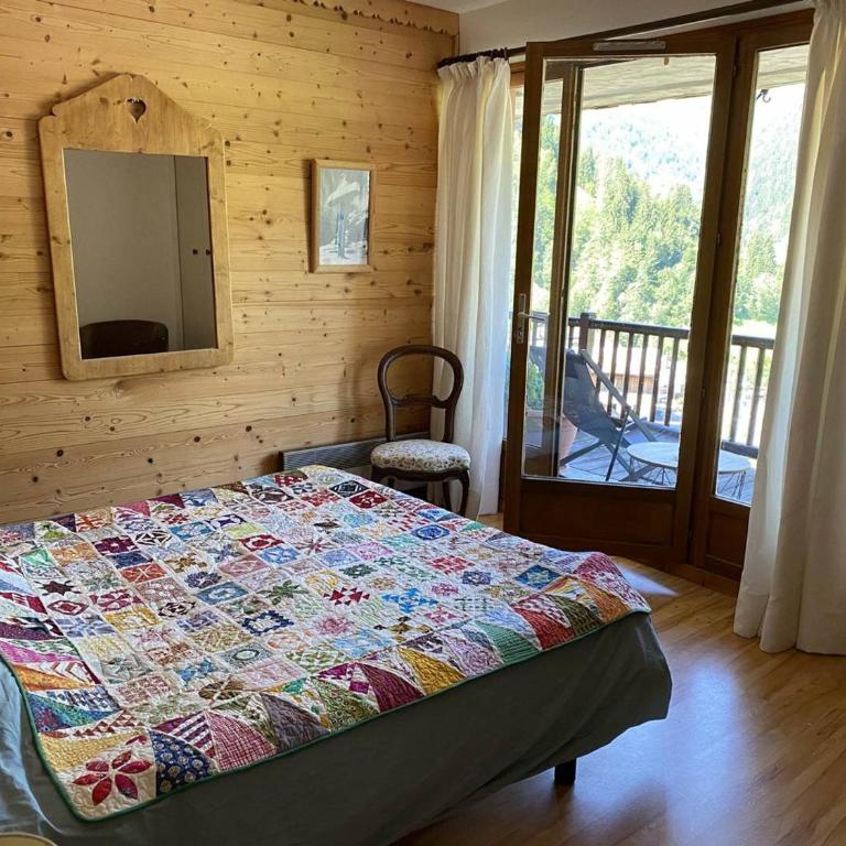 Grand appartement pour 11 pers. avec belle vue sur le village - FR-1-886-134 - Appartement - 9