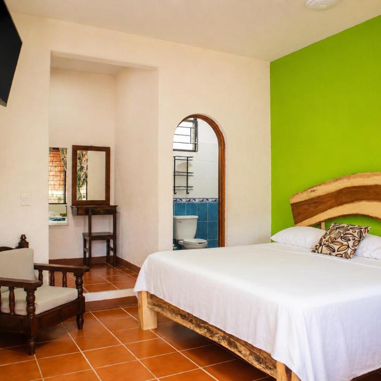 Casa San Jerónimo - Habitación con cama extragrande. - 1