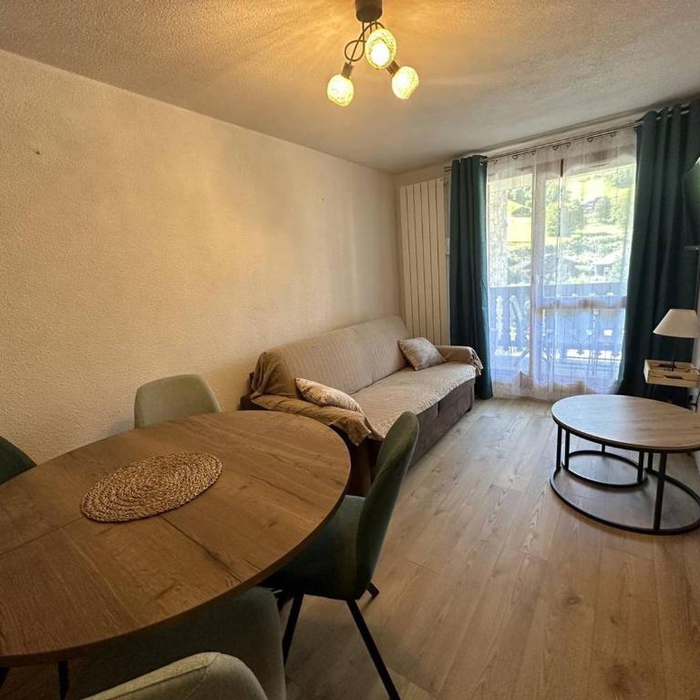 Appartement cosy centre village - 4 pers. - FR-1-886-139 - Appartement - 1