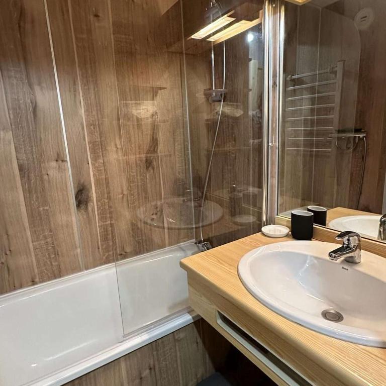 Appartement cosy centre village - 4 pers. - FR-1-886-139 - Appartement - 3