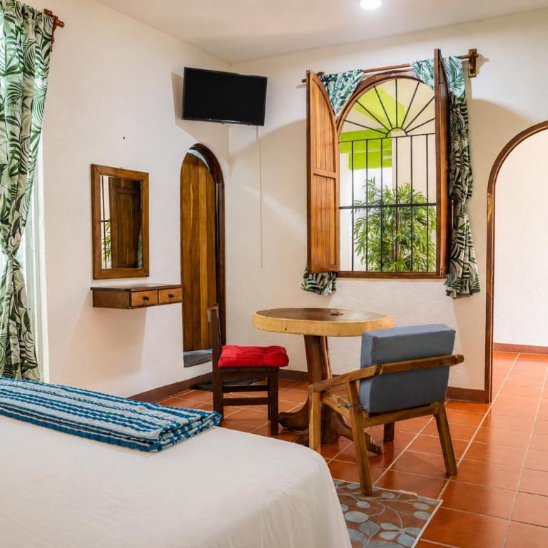 Casa San Jerónimo - Habitación con cama extragrande. - 8