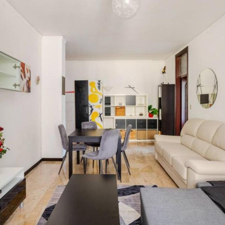 Apartment with two bedrooms - Apartamento de 2 dormitorios con vistas al jardín - 1