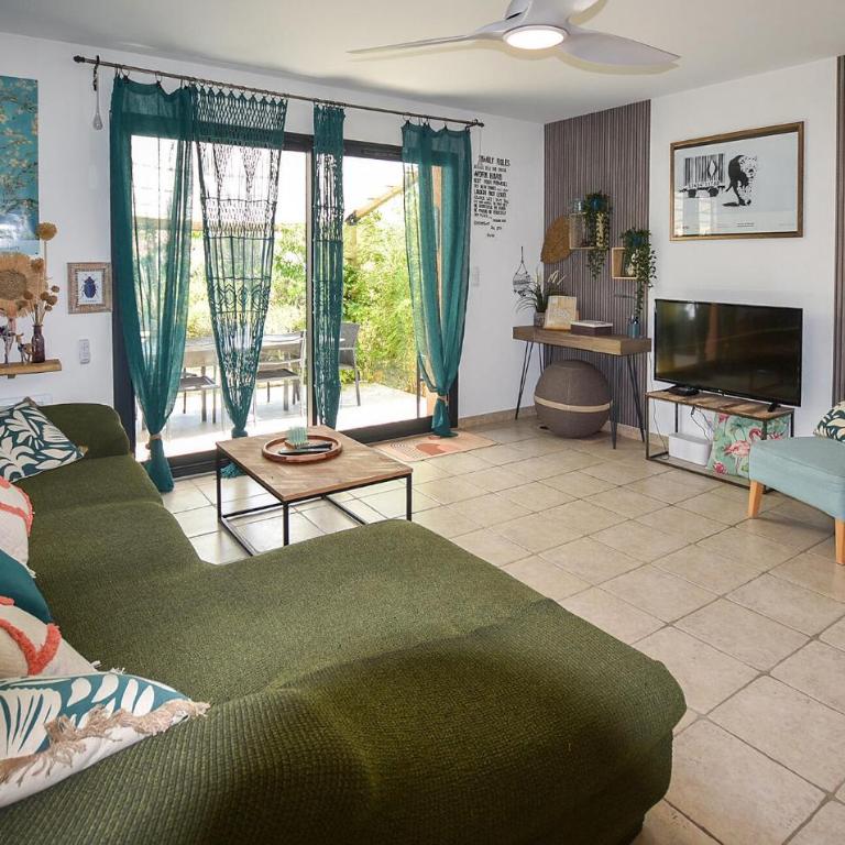 Maison Avec Piscine Privée - Maison de Ville 3 Chambres - 2