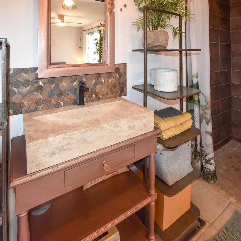 Maison Avec Piscine Privée - Maison de Ville 3 Chambres - 8