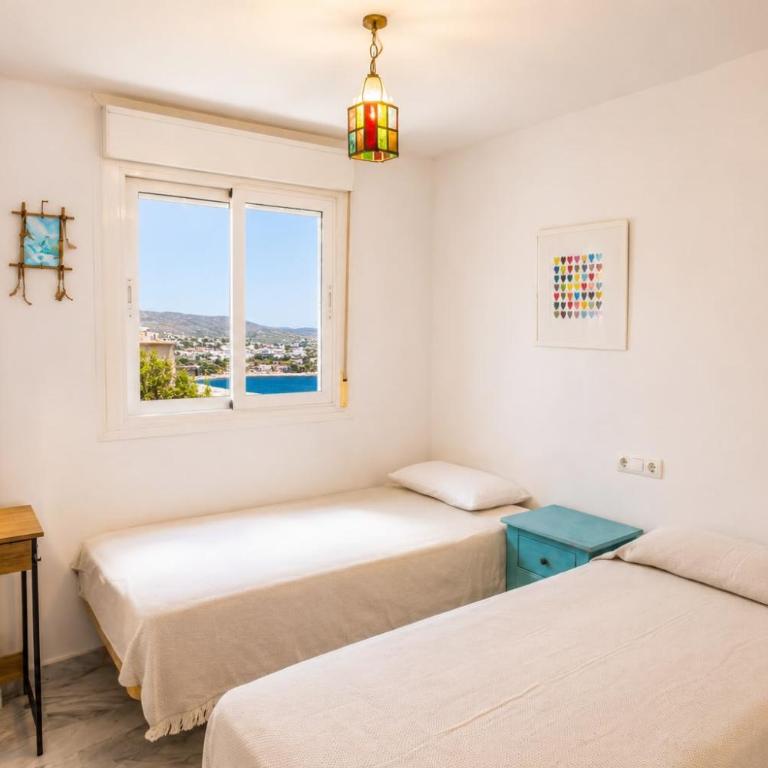 Las Lomas Marina Sea Views & Pool - Three-Bedroom Apartment with Sea View - 7