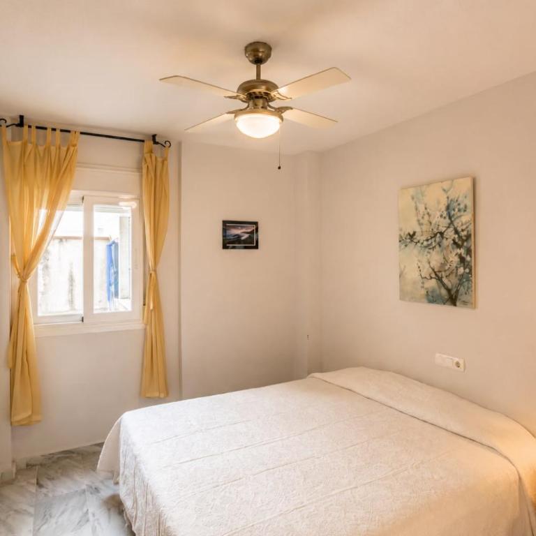 Las Lomas Marina Sea Views & Pool - Three-Bedroom Apartment with Sea View - 6