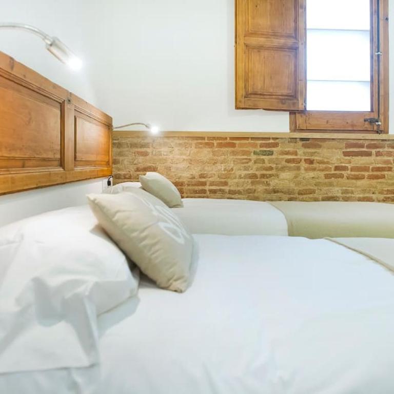 UNIQUE ARCHITECTS APARTMENT IN TRENDY CENTRAL POBLE SEC By MyRentalHost - Apartamento - 2