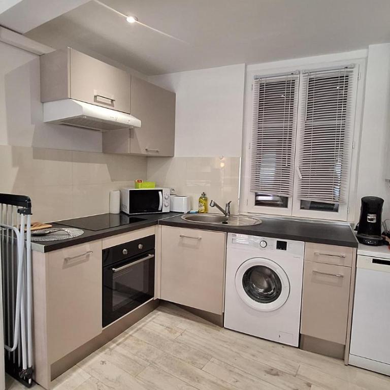 Studio lumineux avec stationnement proche Monaco, Nice, plage et gare - Appartamento con 1 Camera da Letto - 5