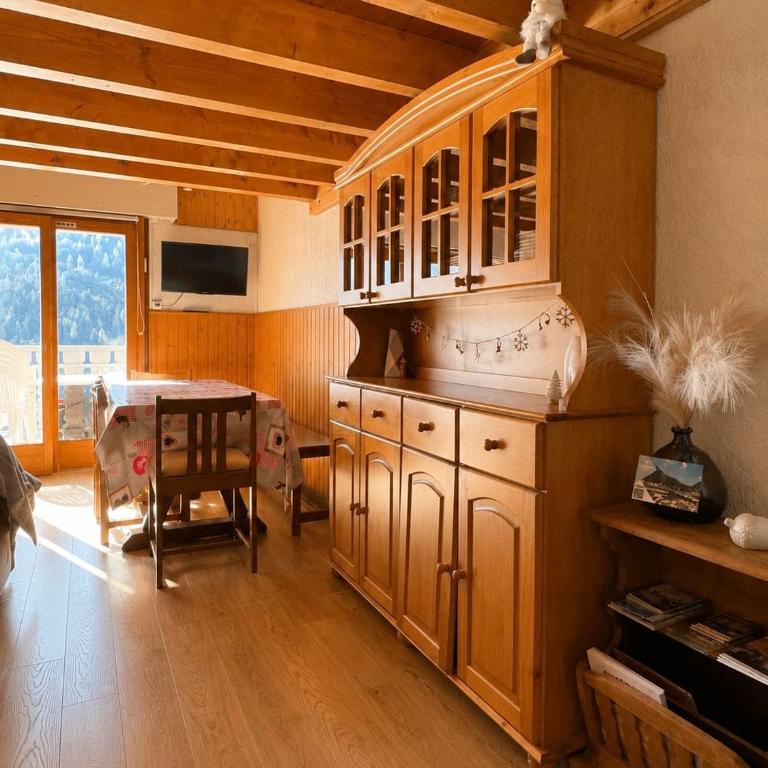 Appartement 6 pers - vue panoramique - centre et pistes à pied - Appartement 2 Chambres - 7